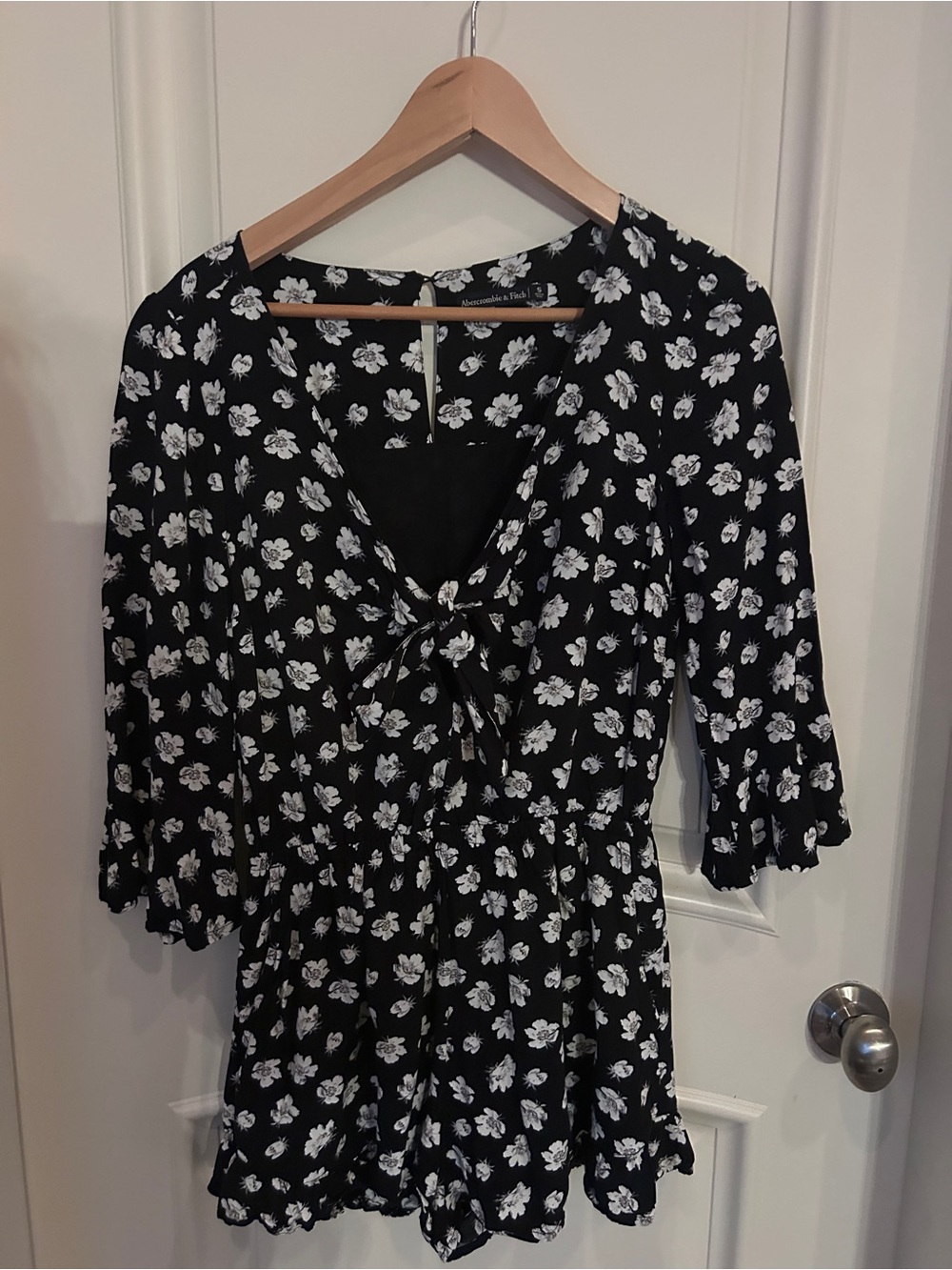Abercrombie and Fitch floral print romper in size Small